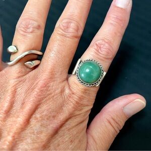 Vintage Taxco Mexico sterling silver green aventurine adjustable ring